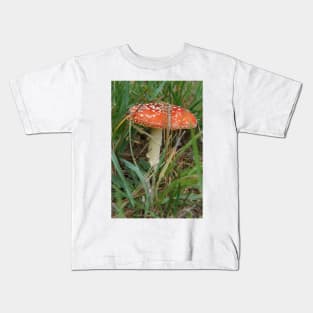 Fungi - Adelaide Hills - Fleurieu Peninsula by South Australian artist Avril Thomas Kids T-Shirt